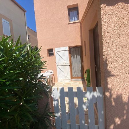 Pavillon 20M De La Plage Des Ayguades Gruissan Luaran gambar